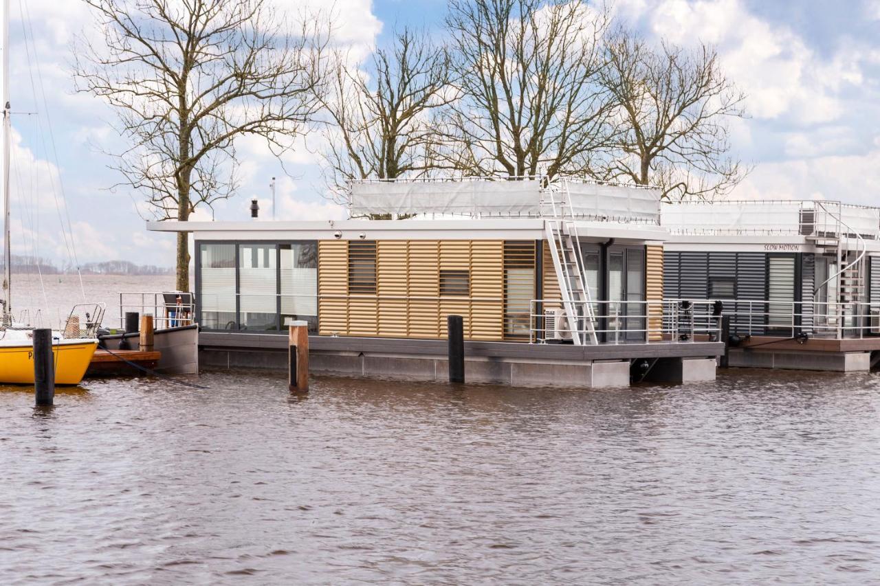 Welcome In - Houseboat 'Elysium' Met Eigen Aanlegsteiger Sneek - Offingawier Eksteriør billede