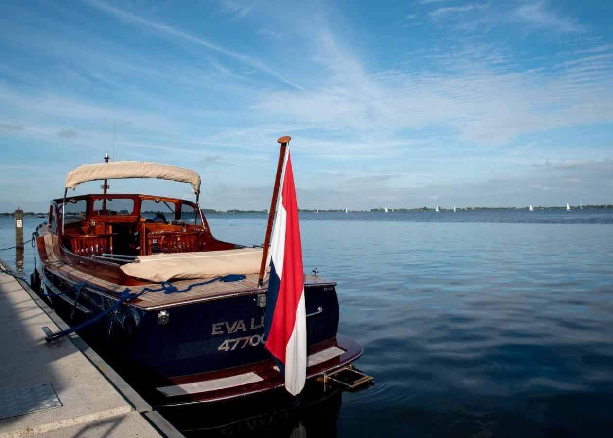 Welcome In - Houseboat 'Elysium' Met Eigen Aanlegsteiger Sneek - Offingawier Eksteriør billede